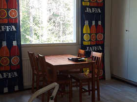 Puinen ruokapöytä ja 4 tuolia, Pöydät ja tuolit, Sisustus ja huonekalut, Jyväskylä, Tori.fi Puinen ruokapöytä ja 4 tuolia, Pöydät ja tuolit, Sisustus ja huonekalut, Jyväskylä, Tori.fi