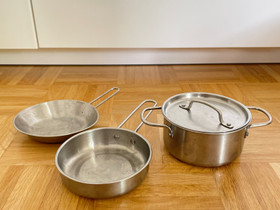 Leikkikeittiöön kattila ja pannut, Lelut ja pelit, Lastentarvikkeet ja lelut, Helsinki, Tori.fi Leikkikeittiöön kattila ja pannut, Lelut ja pelit, Lastentarvikkeet ja lelut, Helsinki, Tori.fi