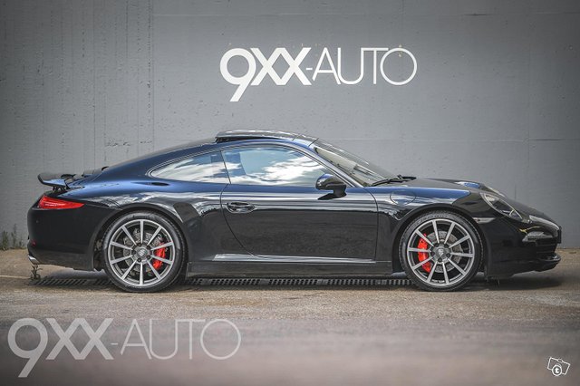 Porsche 911 4