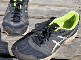 Asics juoksulenkkari koko 40, Juoksu ja lenkkeily, Urheilu ja ulkoilu, Nakkila, Tori.fi Asics juoksulenkkari koko 40, Juoksu ja lenkkeily, Urheilu ja ulkoilu, Nakkila, Tori.fi