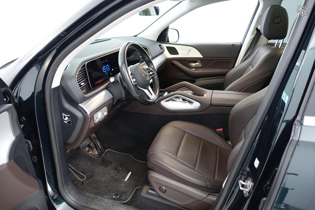 Mercedes-Benz GLE 9