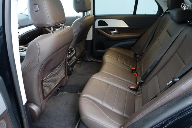 Mercedes-Benz GLE 11