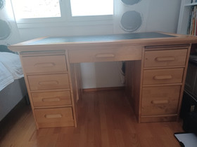 Ekenäs massiivikoivuinen 140 cm kirjoituspöytä, Pöydät ja tuolit, Sisustus ja huonekalut, Kuopio, Tori.fi Ekenäs massiivikoivuinen 140 cm kirjoituspöytä, Pöydät ja tuolit, Sisustus ja huonekalut, Kuopio, Tori.fi