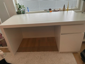 Ikea MALM työpöytä, Pöydät ja tuolit, Sisustus ja huonekalut, Jyväskylä, Tori.fi Ikea MALM työpöytä, Pöydät ja tuolit, Sisustus ja huonekalut, Jyväskylä, Tori.fi