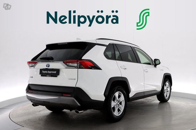 Toyota RAV4 5