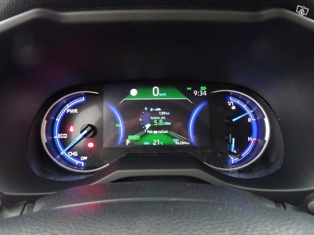 Toyota RAV4 16