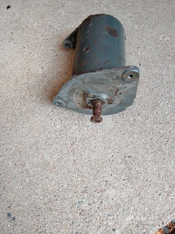 Fergu 135 laturi