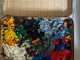 Laatikollinen Legoja, Pelit ja muut harrastukset, Liperi, Tori.fi Laatikollinen Legoja, Pelit ja muut harrastukset, Liperi, Tori.fi