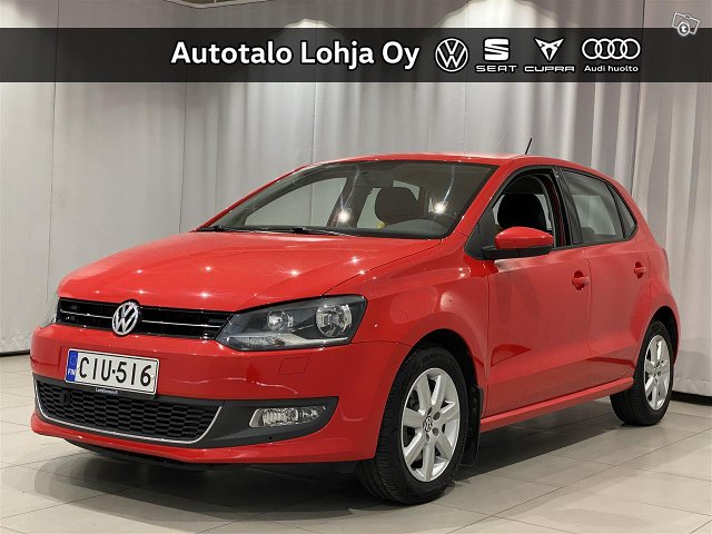 VOLKSWAGEN Polo