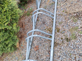 Polkupyöräteline 5 delle pyörälle, Pyörätarvikkeet ja kypärät, Polkupyörät ja pyöräily, Kauhajoki, Tori.fi Polkupyöräteline 5 delle pyörälle, Pyörätarvikkeet ja kypärät, Polkupyörät ja pyöräily, Kauhajoki, Tori.fi