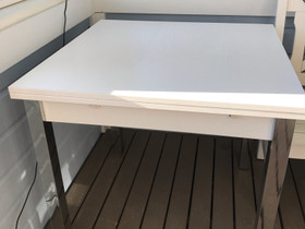 Jatkettava ruokapöytä 80x80 cm, Pöydät ja tuolit, Sisustus ja huonekalut, Kuopio, Tori.fi Jatkettava ruokapöytä 80x80 cm, Pöydät ja tuolit, Sisustus ja huonekalut, Kuopio, Tori.fi
