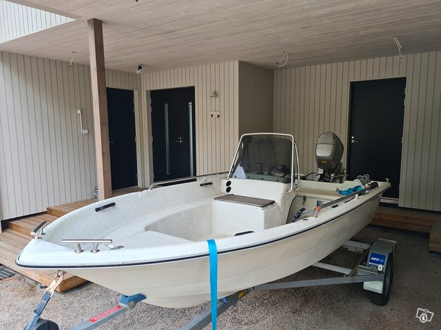 Suvi 4500S, kuva 1