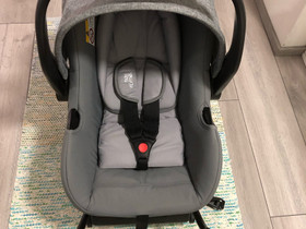 Britax Römer turvakaukalo + telakka, Turvaistuimet ja kaukalot, Lastentarvikkeet ja lelut, Kempele, Tori.fi Britax Römer turvakaukalo + telakka, Turvaistuimet ja kaukalot, Lastentarvikkeet ja lelut, Kempele, Tori.fi