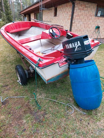 Riviera r pulpettivene ja yamaha 20hv, kuva 1