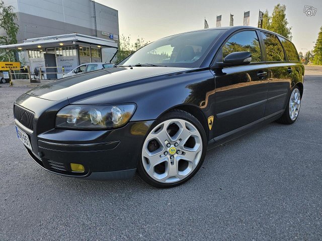 Volvo V50