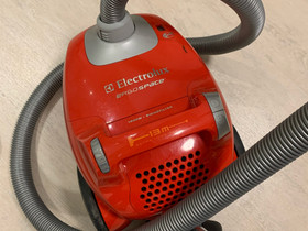 VARATTU Electroluxin pölynimuri, Pölynimurit ja siivousvälineet, Kodinkoneet, Lappeenranta, Tori.fi VARATTU Electroluxin pölynimuri, Pölynimurit ja siivousvälineet, Kodinkoneet, Lappeenranta, Tori.fi