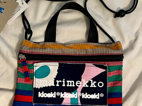 Marimekko Funny Cross Pocket Tasaraita, Laukut ja hatut, Asusteet ja kellot, Vantaa, Tori.fi Marimekko Funny Cross Pocket Tasaraita, Laukut ja hatut, Asusteet ja kellot, Vantaa, Tori.fi