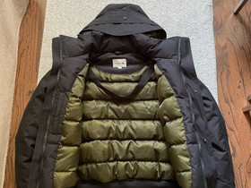 Lacoste untuvatakki koko M, Vaatteet ja kengät, Hämeenlinna, Tori.fi Lacoste untuvatakki koko M, Vaatteet ja kengät, Hämeenlinna, Tori.fi
