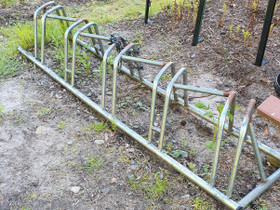 Pyöräteline pihalle, Pyörätarvikkeet ja kypärät, Polkupyörät ja pyöräily, Oulu, Tori.fi Pyöräteline pihalle, Pyörätarvikkeet ja kypärät, Polkupyörät ja pyöräily, Oulu, Tori.fi