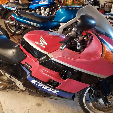 Honda CBR 1000 vaihtokin?! 2