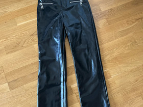 Keinonahkahousut zara (S), Vaatteet ja kengät, Oulu, Tori.fi Keinonahkahousut zara (S), Vaatteet ja kengät, Oulu, Tori.fi