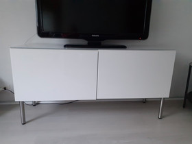 Ikea tv-taso, Hyllyt ja säilytys, Sisustus ja huonekalut, Kouvola, Tori.fi Ikea tv-taso, Hyllyt ja säilytys, Sisustus ja huonekalut, Kouvola, Tori.fi