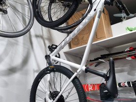 White XC 275 Pro Deore. Käyttämätön, Maastopyörät, Polkupyörät ja pyöräily, Pöytyä, Tori.fi White XC 275 Pro Deore. Käyttämätön, Maastopyörät, Polkupyörät ja pyöräily, Pöytyä, Tori.fi