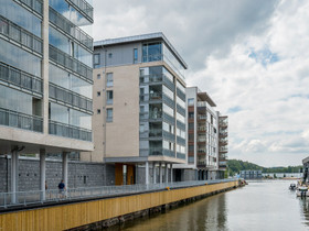 KALUSTETTU parvekkeellinen yksiö, Vuokrattavat asunnot, Asunnot, Turku, Tori.fi KALUSTETTU parvekkeellinen yksiö, Vuokrattavat asunnot, Asunnot, Turku, Tori.fi