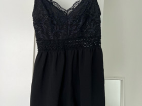 Amisu playsuit / mekko / haalari 34, Vaatteet ja kengät, Turku, Tori.fi Amisu playsuit / mekko / haalari 34, Vaatteet ja kengät, Turku, Tori.fi