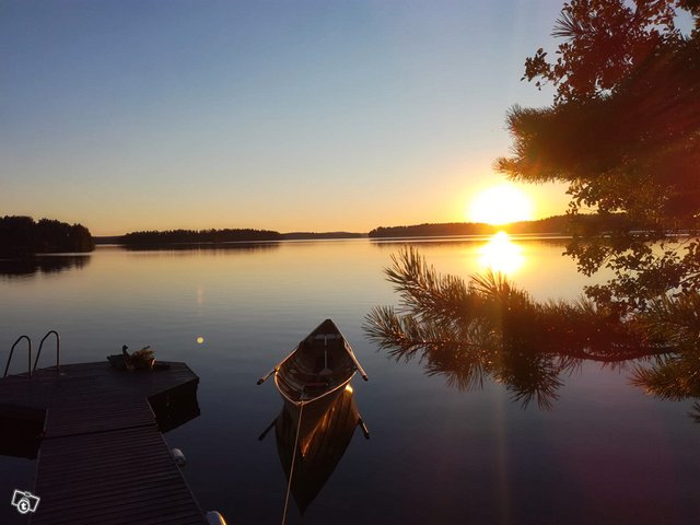 Vuorosoutuvene ja traileri., kuva 1