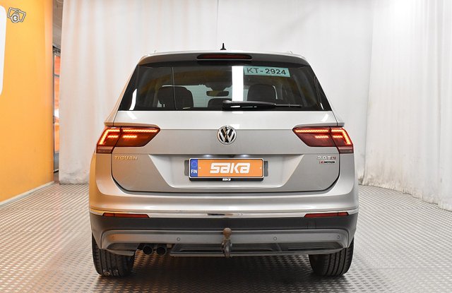 Volkswagen Tiguan 6