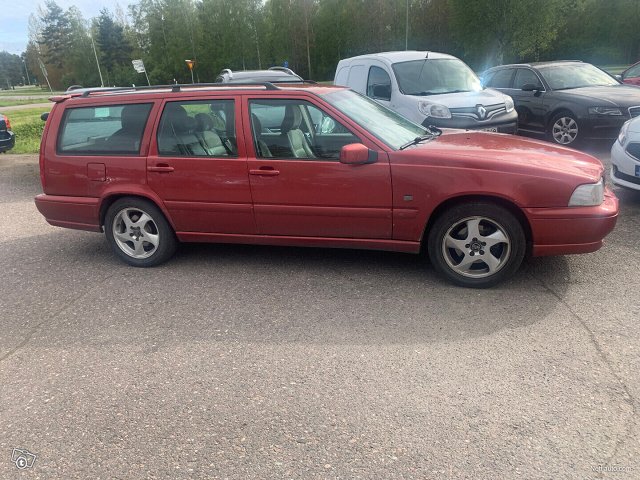 Volvo V70