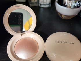 Uusi Rare Beauty Highlighter sävy Mesmerize, Kauneudenhoito ja kosmetiikka, Terveys ja hyvinvointi, Lappeenranta, Tori.fi Uusi Rare Beauty Highlighter sävy Mesmerize, Kauneudenhoito ja kosmetiikka, Terveys ja hyvinvointi, Lappeenranta, Tori.fi