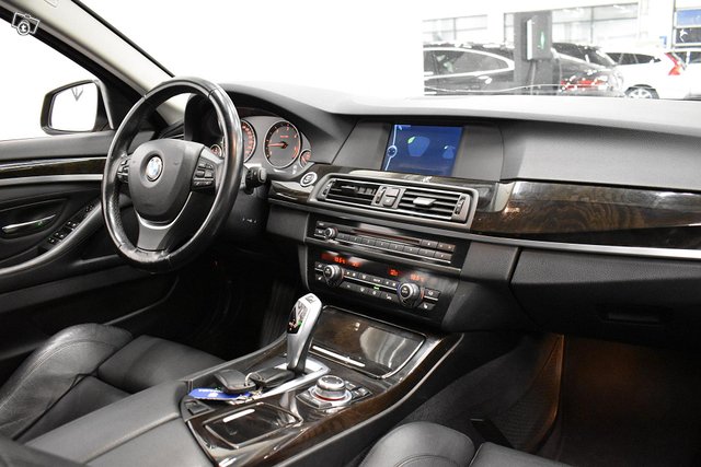 BMW 525 15