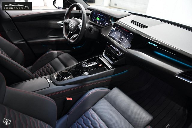 Audi E-tron GT RS 10