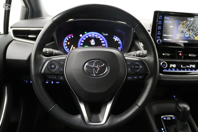 Toyota Corolla 13