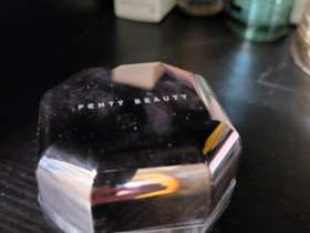 Fenty Beauty Pro Filt'r Instant Retouch powder, Kauneudenhoito ja kosmetiikka, Terveys ja hyvinvointi, Lappeenranta, Tori.fi Fenty Beauty Pro Filt'r Instant Retouch powder, Kauneudenhoito ja kosmetiikka, Terveys ja hyvinvointi, Lappeenranta, Tori.fi