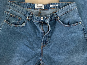 Pull&bear loose fit farkut, Vaatteet ja kengät, Seinäjoki, Tori.fi Pull&bear loose fit farkut, Vaatteet ja kengät, Seinäjoki, Tori.fi