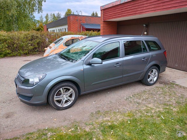 Opel Astra, kuva 1