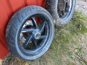 Skootteri vanteet ja renkaat, Renkaat, Mototarvikkeet ja varaosat, Imatra, Tori.fi Skootteri vanteet ja renkaat, Renkaat, Mototarvikkeet ja varaosat, Imatra, Tori.fi