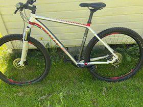 White Bikes 29, Maastopyörät, Polkupyörät ja pyöräily, Kouvola, Tori.fi White Bikes 29, Maastopyörät, Polkupyörät ja pyöräily, Kouvola, Tori.fi