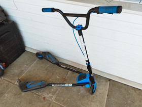 Scootti, Muut pyörät, Polkupyörät ja pyöräily, Oulu, Tori.fi Scootti, Muut pyörät, Polkupyörät ja pyöräily, Oulu, Tori.fi