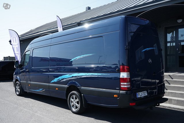 Mercedes-Benz Sprinter 6