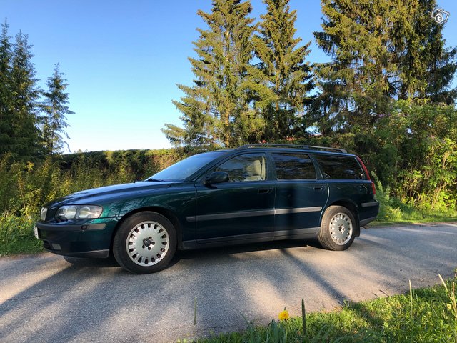 Volvo V70, kuva 1