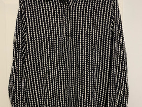 Marimekko Uniqlo paita uusi, Vaatteet ja kengät, Espoo, Tori.fi Marimekko Uniqlo paita uusi, Vaatteet ja kengät, Espoo, Tori.fi