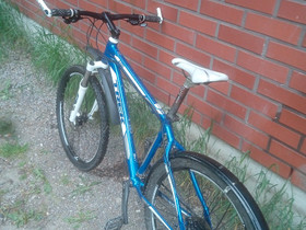 Trek 4300, Maastopyörät, Polkupyörät ja pyöräily, Lahti, Tori.fi Trek 4300, Maastopyörät, Polkupyörät ja pyöräily, Lahti, Tori.fi