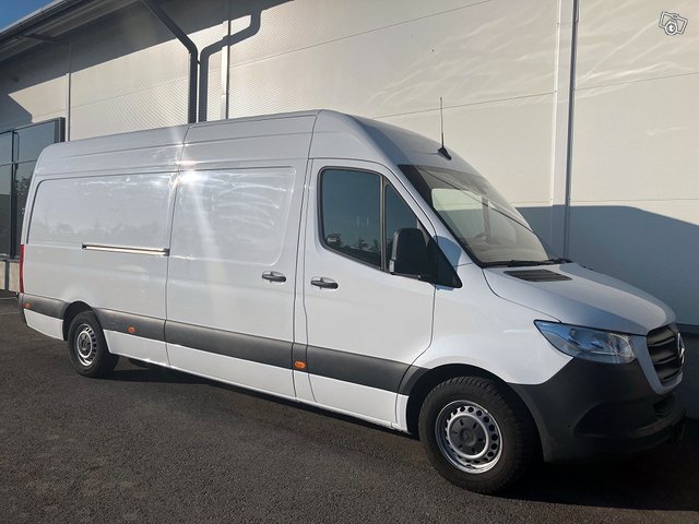 Mercedes-Benz Sprinter 7