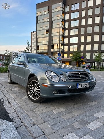 Mercedes-Benz E 320, kuva 1