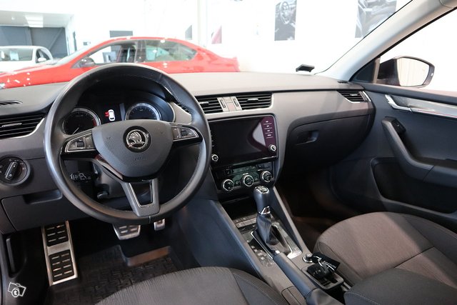 Skoda Octavia 9
