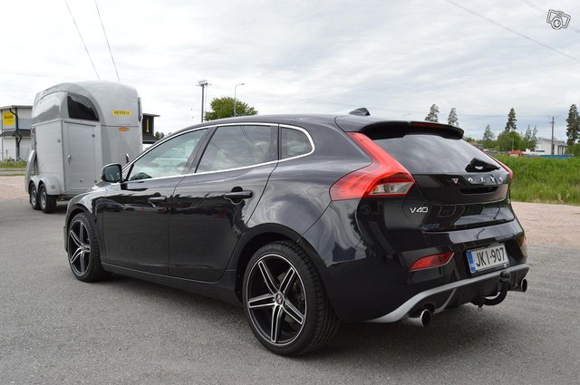 Volvo V40 2